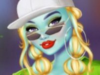 Style Contest with Fashion Friends